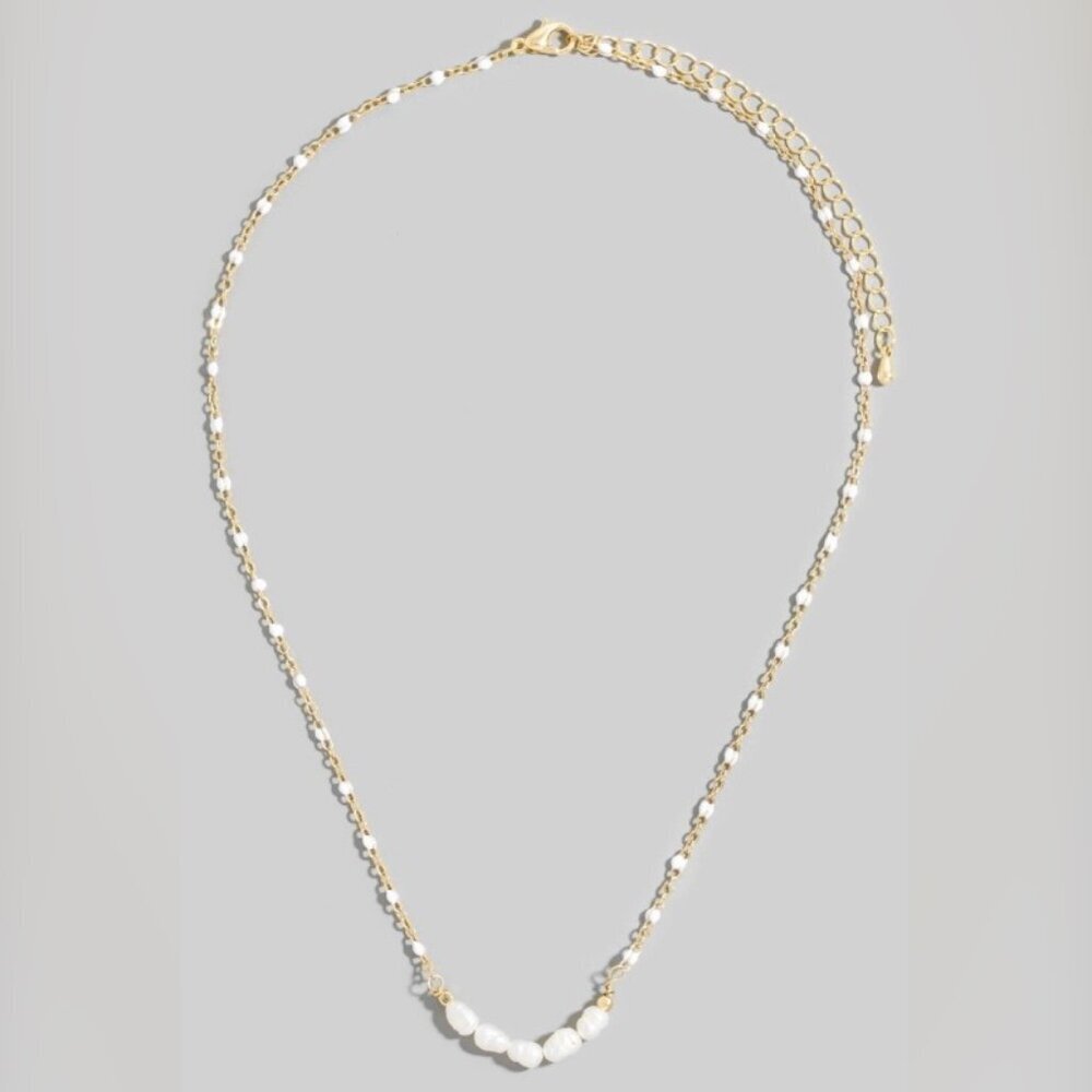 1 Left Saffron White Beaded Pearl Necklace 30$